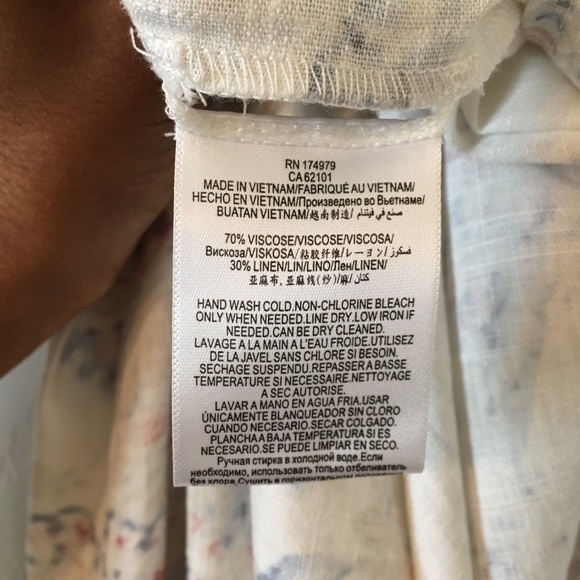 BCBGMaxAzria off the shoulder linen top - NWT - Picture 6 of 7